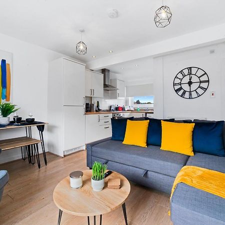 Village Cwtch Whitchurch 2 Bedroom Apartment Cardiff Exteriör bild