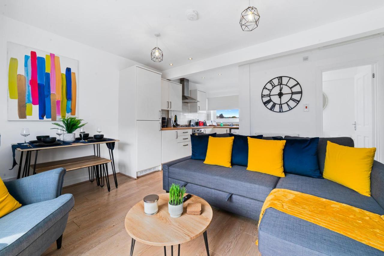 Village Cwtch Whitchurch 2 Bedroom Apartment Cardiff Exteriör bild