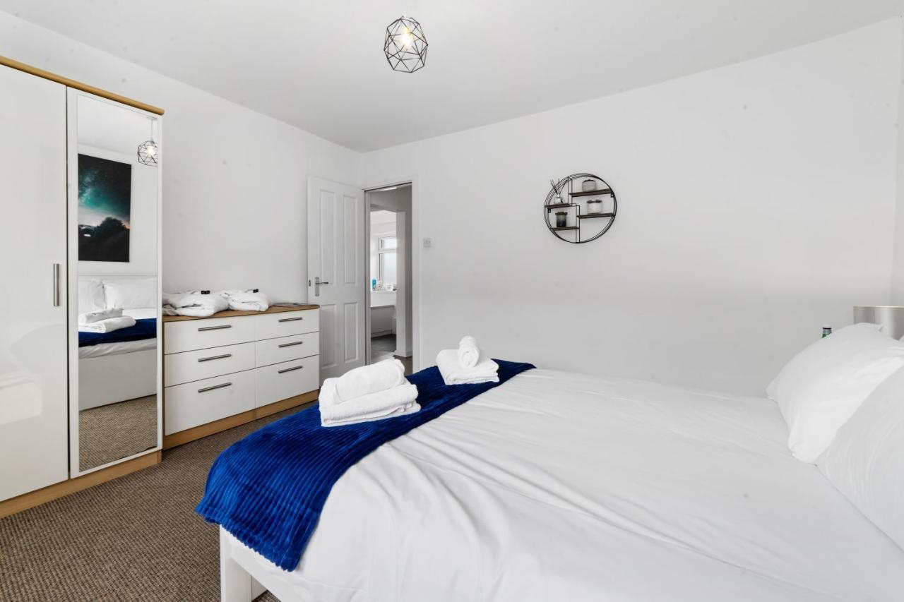 Village Cwtch Whitchurch 2 Bedroom Apartment Cardiff Exteriör bild