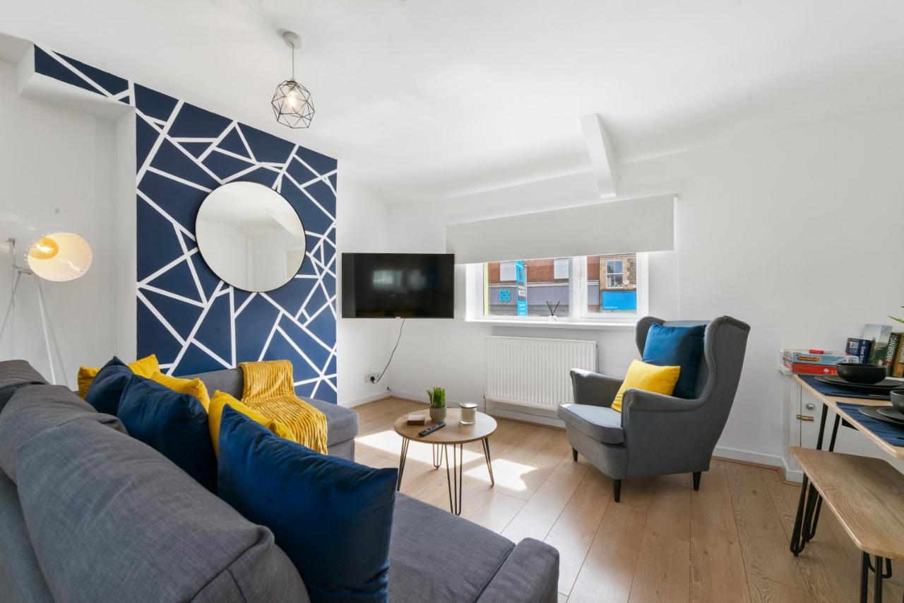Village Cwtch Whitchurch 2 Bedroom Apartment Cardiff Exteriör bild